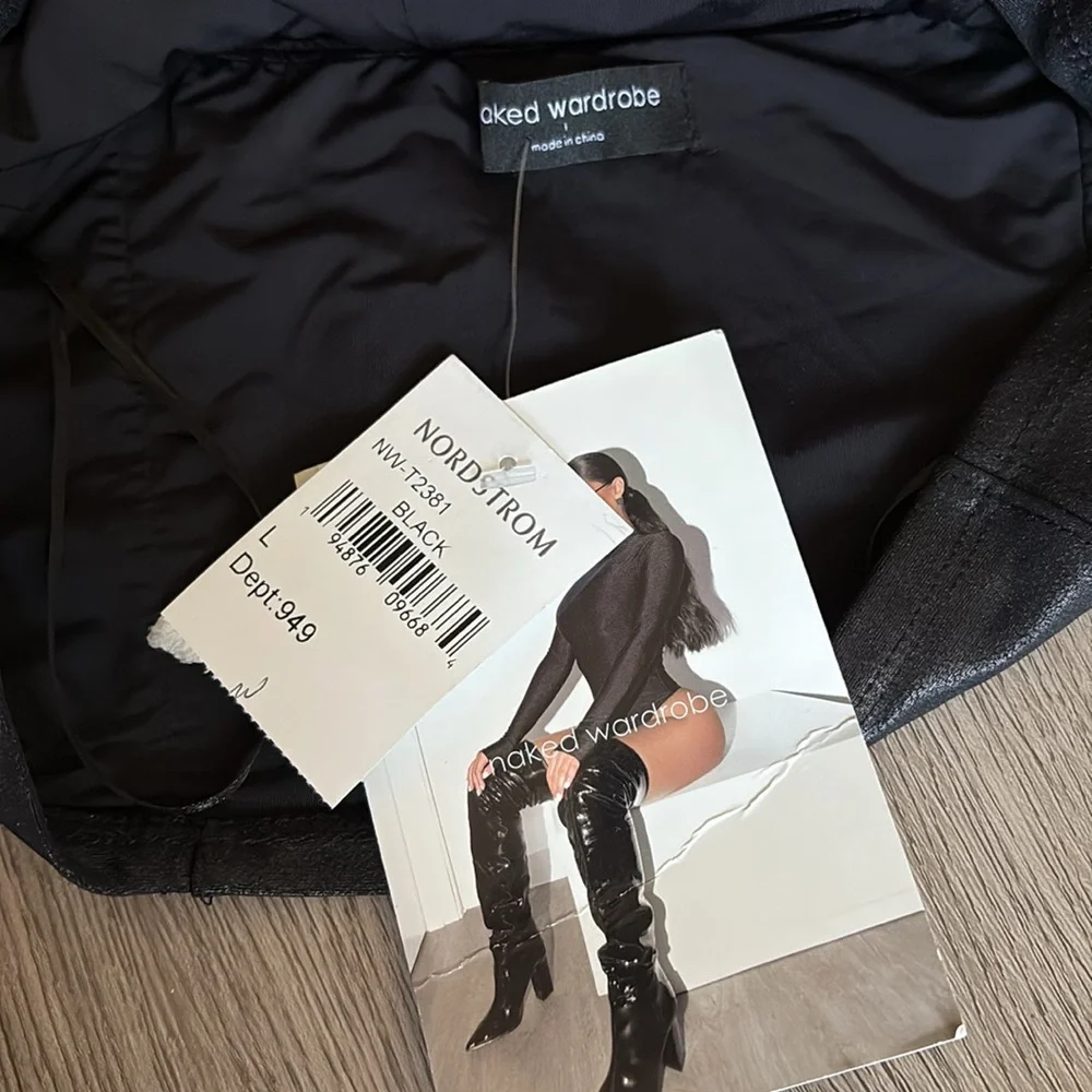 Naked Wardrobe | Drip Crossover Halter Crop Black Top Size L - Picture 9 of 13